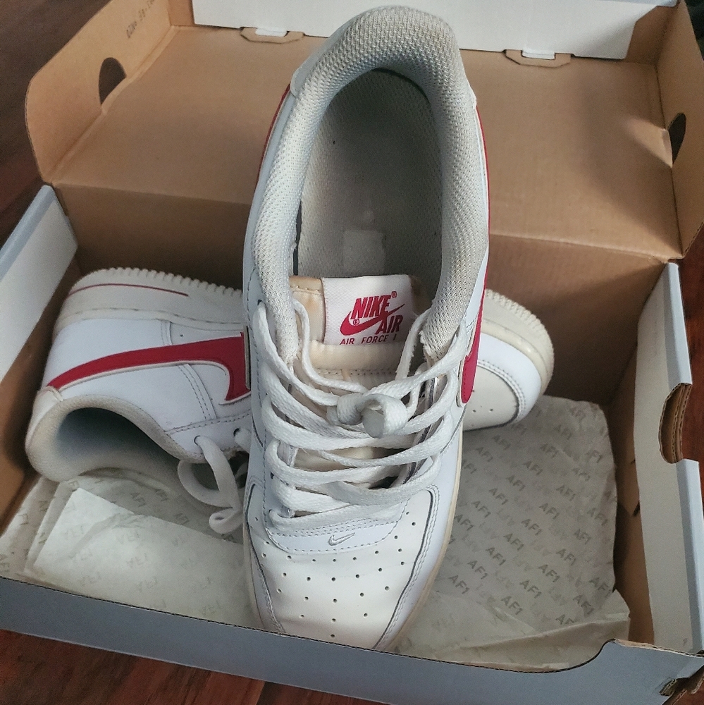 Nike Air Force 1